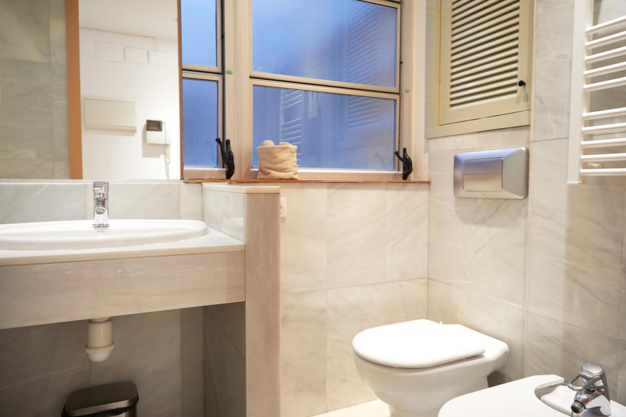 SUN RAMBLA CATALUNYA GAUDI Limpieza Desinfección Apartamento Barcelona